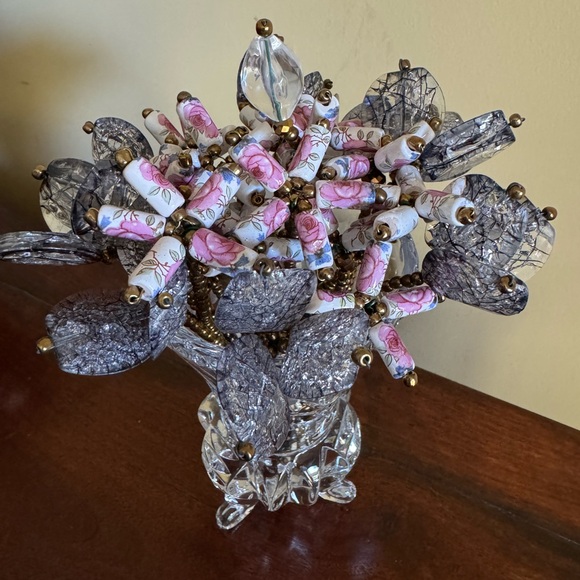 Handmade beaded flower for decor - Picture 3 of 5